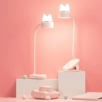 Cute Cartoon Little Cat Design Desk Lamp